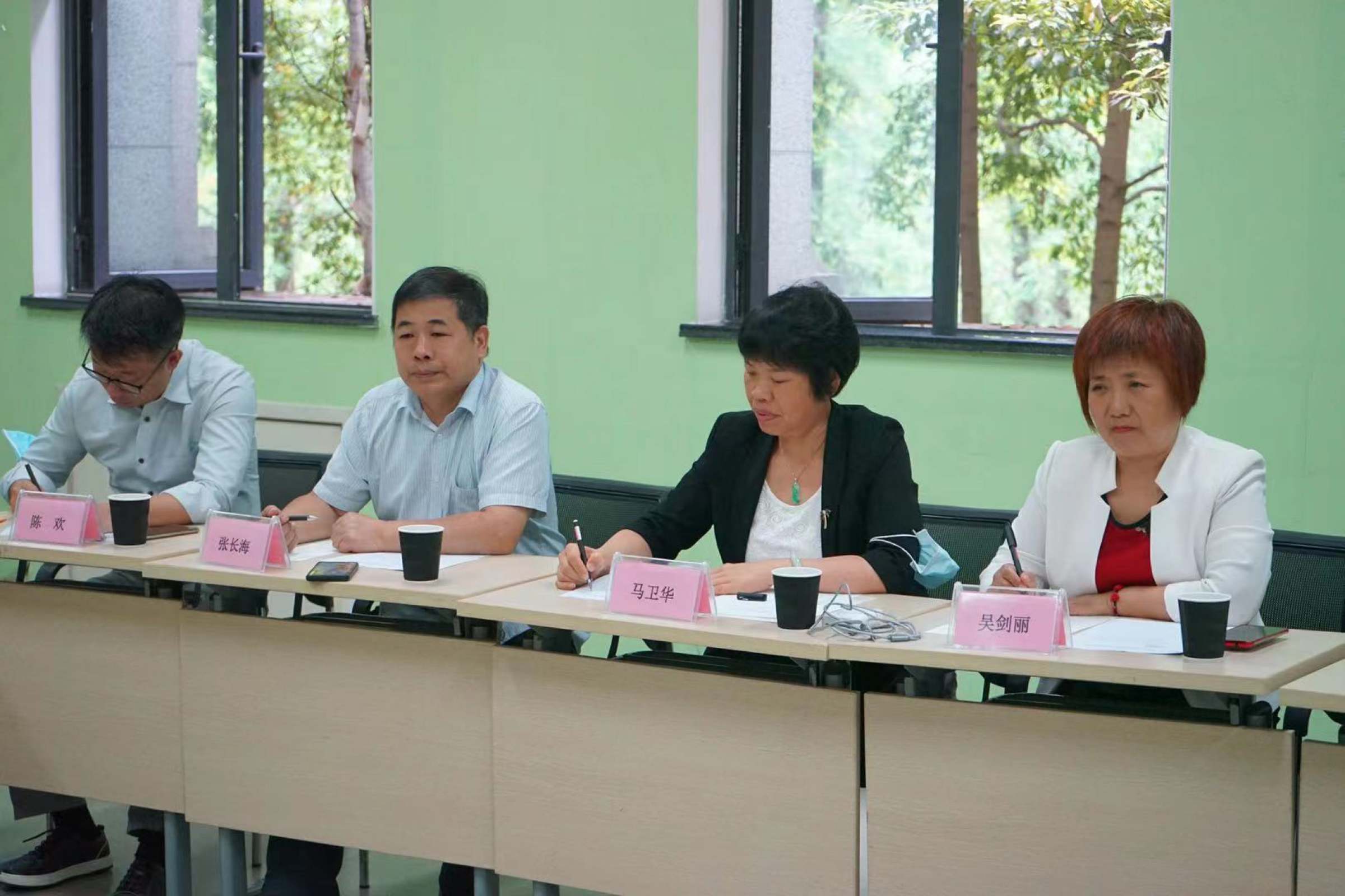 副校长马卫华率队赴电子科技大学调研交流